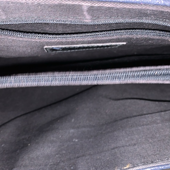 Liz Claiborne Leather Shoulder/Crossbody bag - Picture 10 of 14